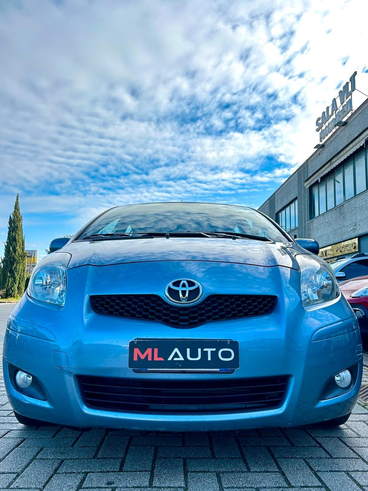 Toyota Yaris 1.0 5 porte Sol - ok neopatentato