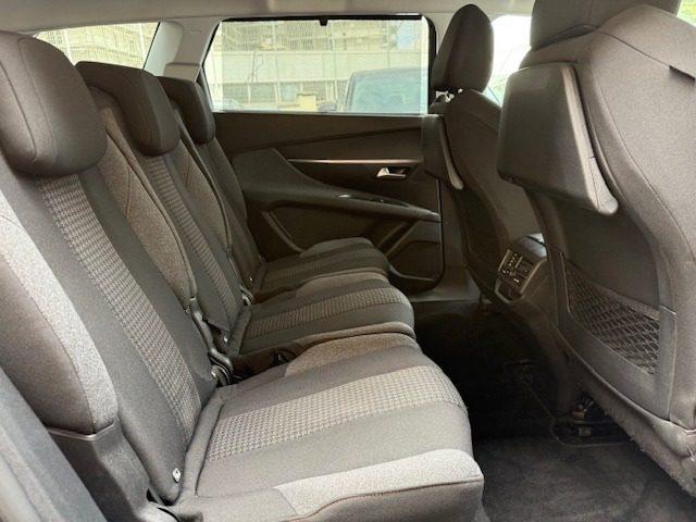 PEUGEOT 5008 BlueHDi 130 S&S EAT8 Allure