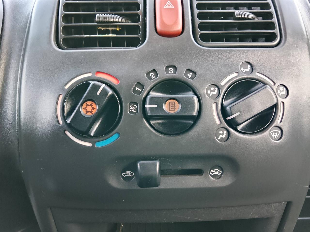 Opel Agila 1.2! 35 MILA KM