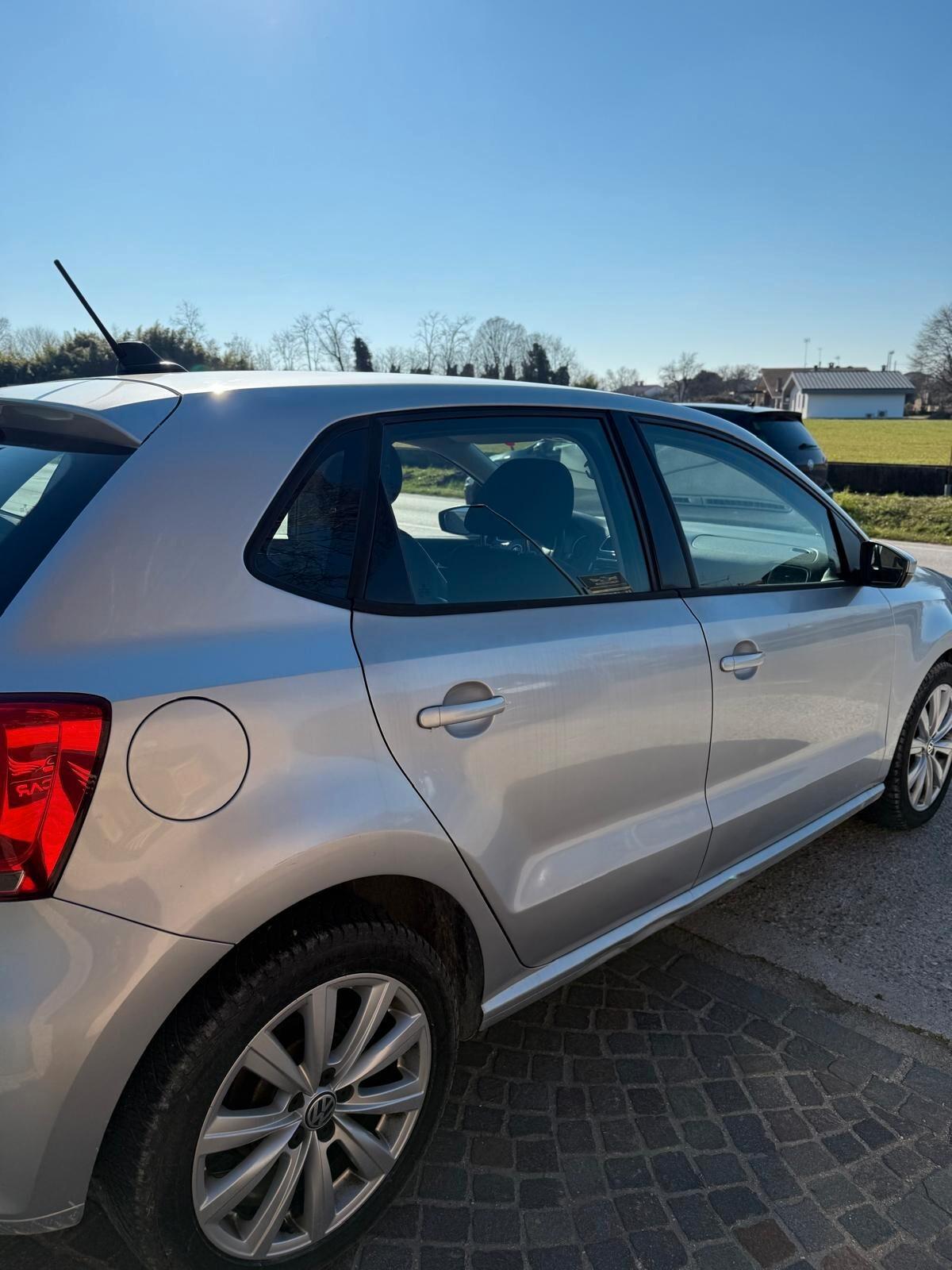 Volkswagen Polo 1.4 5 porte Highline