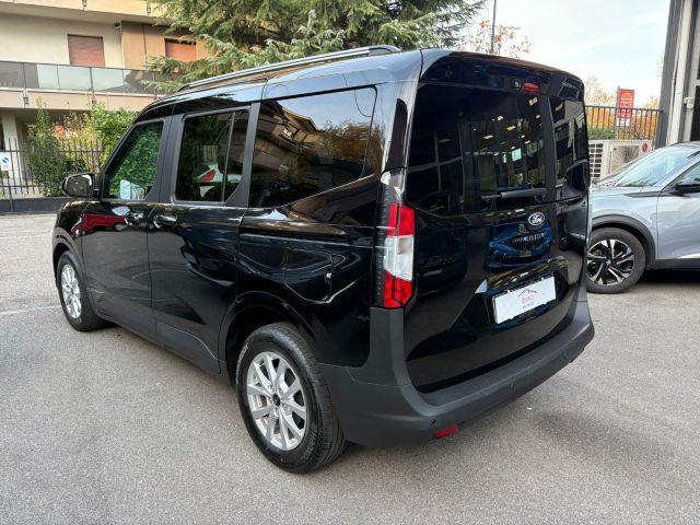 FORD Tourneo Courier 1.0 EcoBoost Powershift Titanium