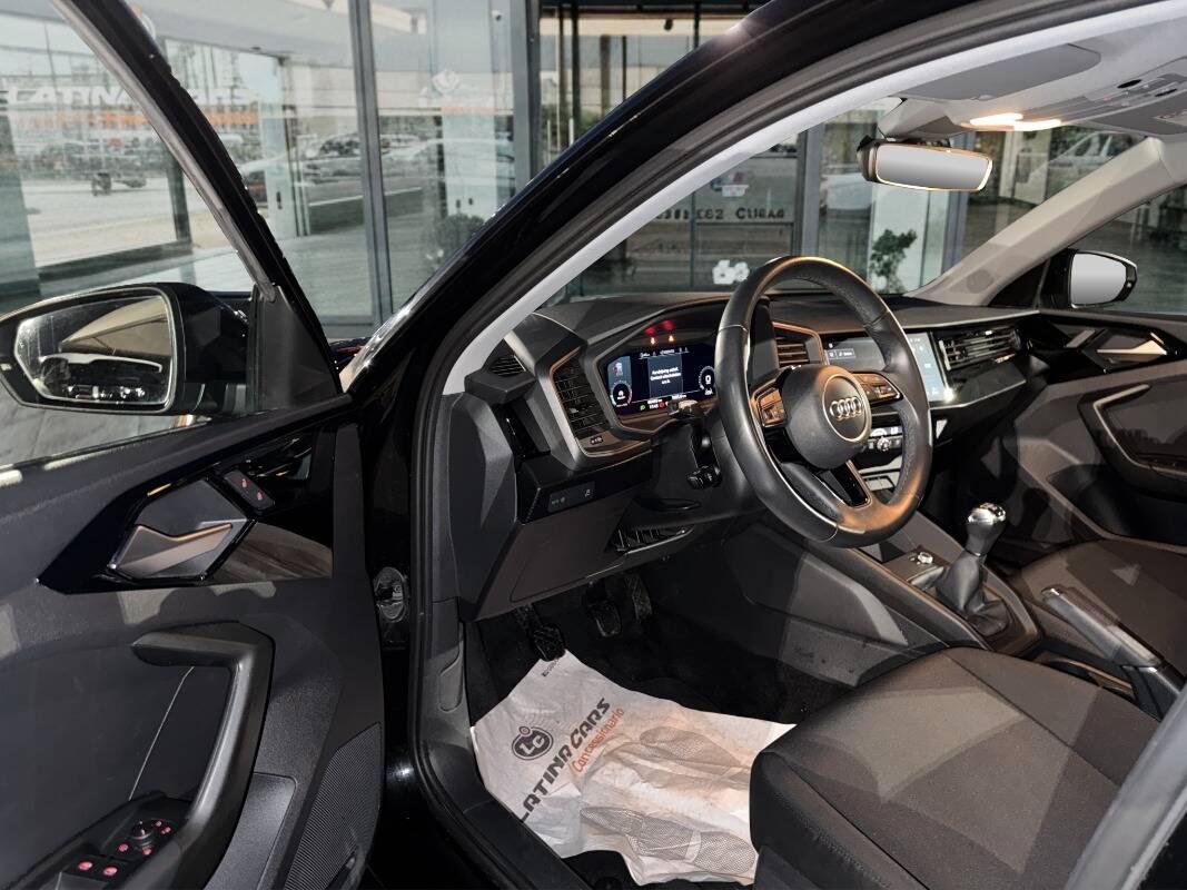 Audi A1 25 1.0 tfsi Con VIRTUAL COCKPIT