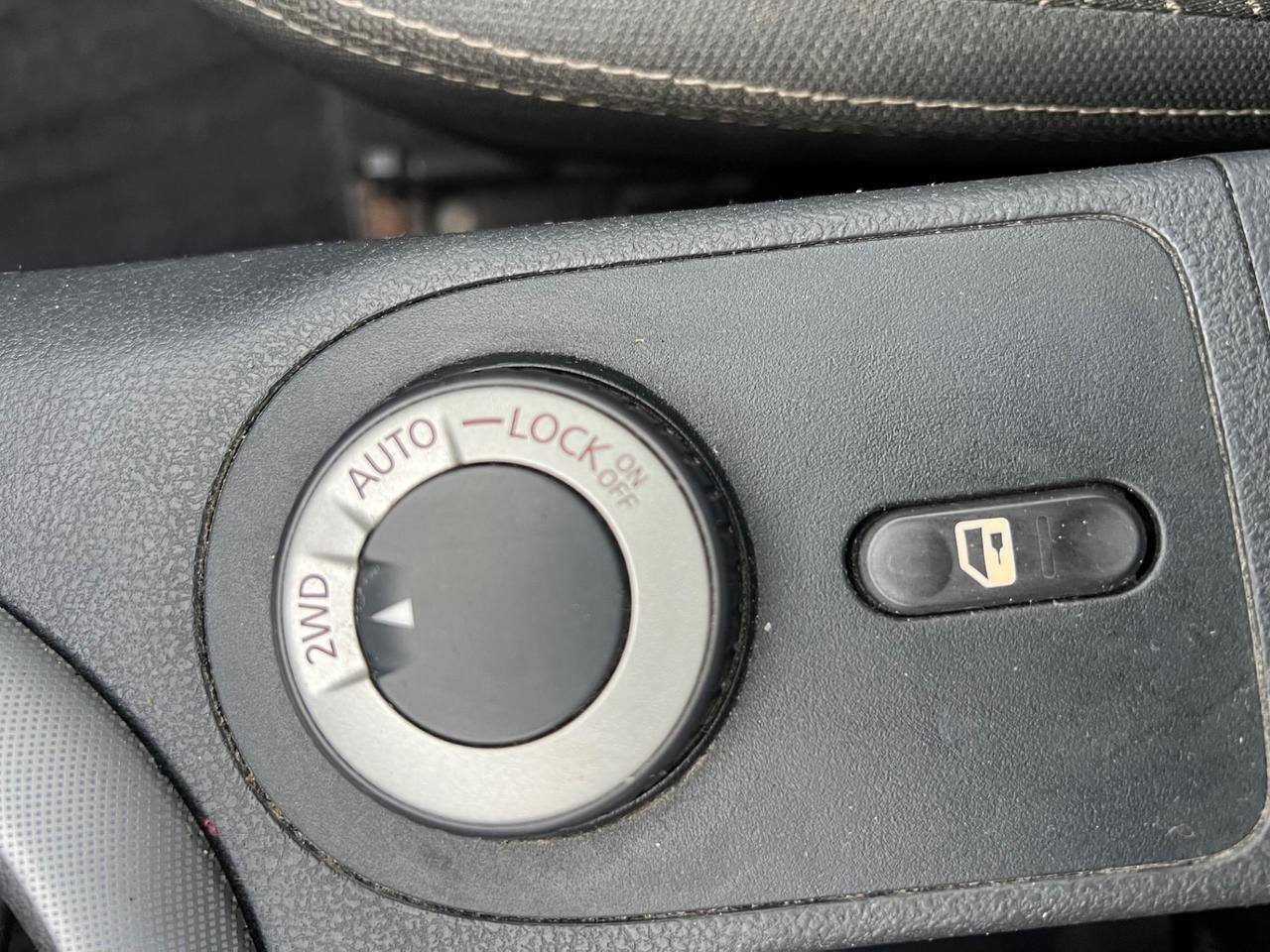 Nissan Qashqai 2.0 dCi DPF 4WD Tekna