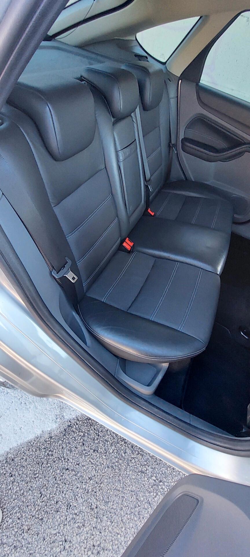 FOCUS 1,6 DIESEL 110 CV TITANIUM TELEFONO LEGA POCHI KM PELLE IMPECCABILE FULL FULL