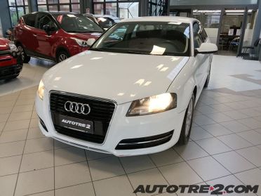 Audi A3 A3 1.6 tdi Attraction 90cv