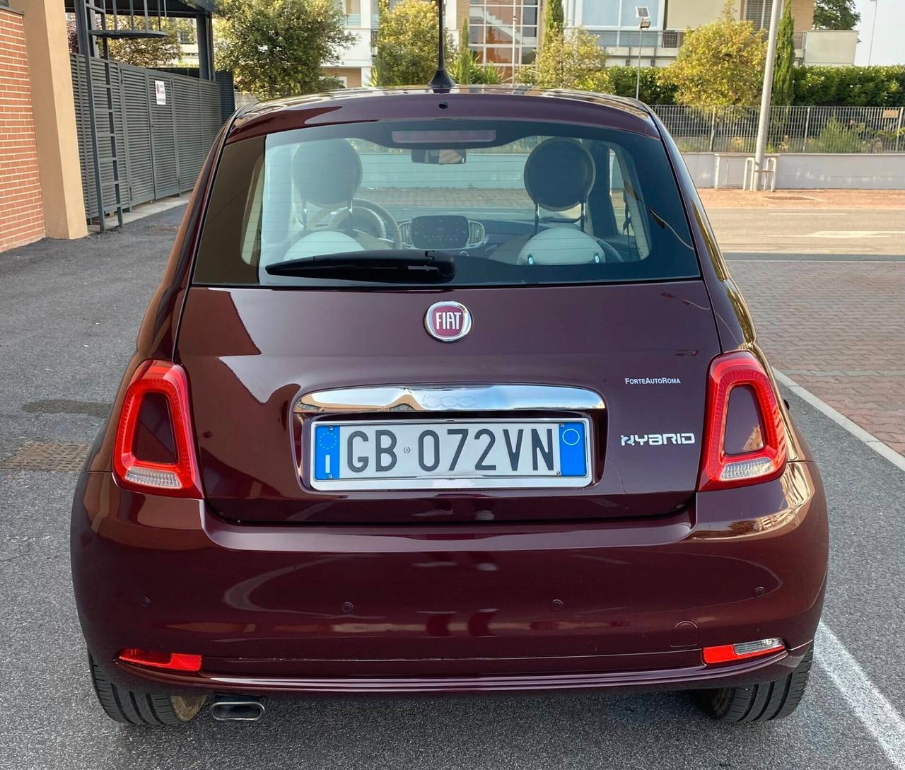 FIAT 500 HYBRID LOUNGE 1.0cc