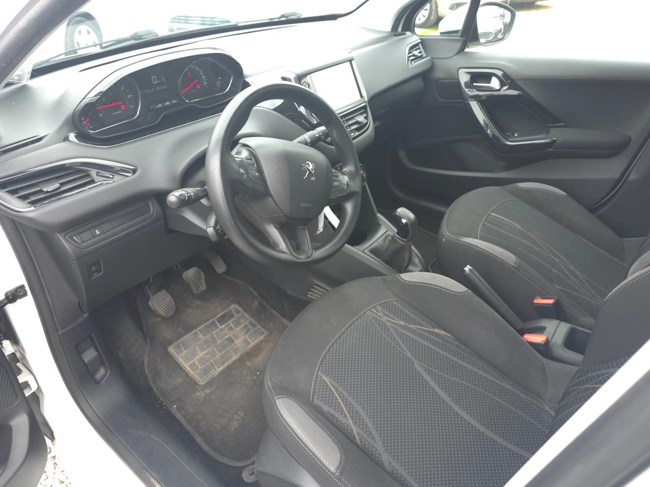 Peugeot 208 1.2 VTi 82 CV 5 porte Allure