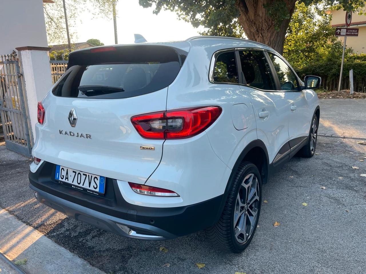 Renault Kadjar Blue dCi 150CV AWD Black Edition