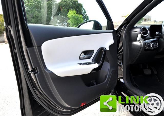 MERCEDES-BENZ A 180 d Automatic Business Extra