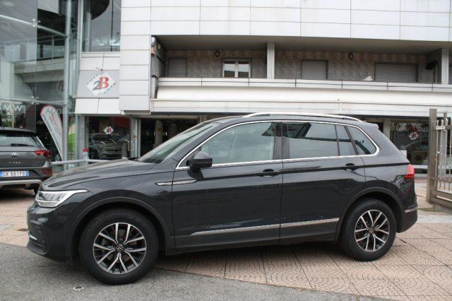 VOLKSWAGEN Tiguan 2.0 TDI 150 CV SCR DSG Life