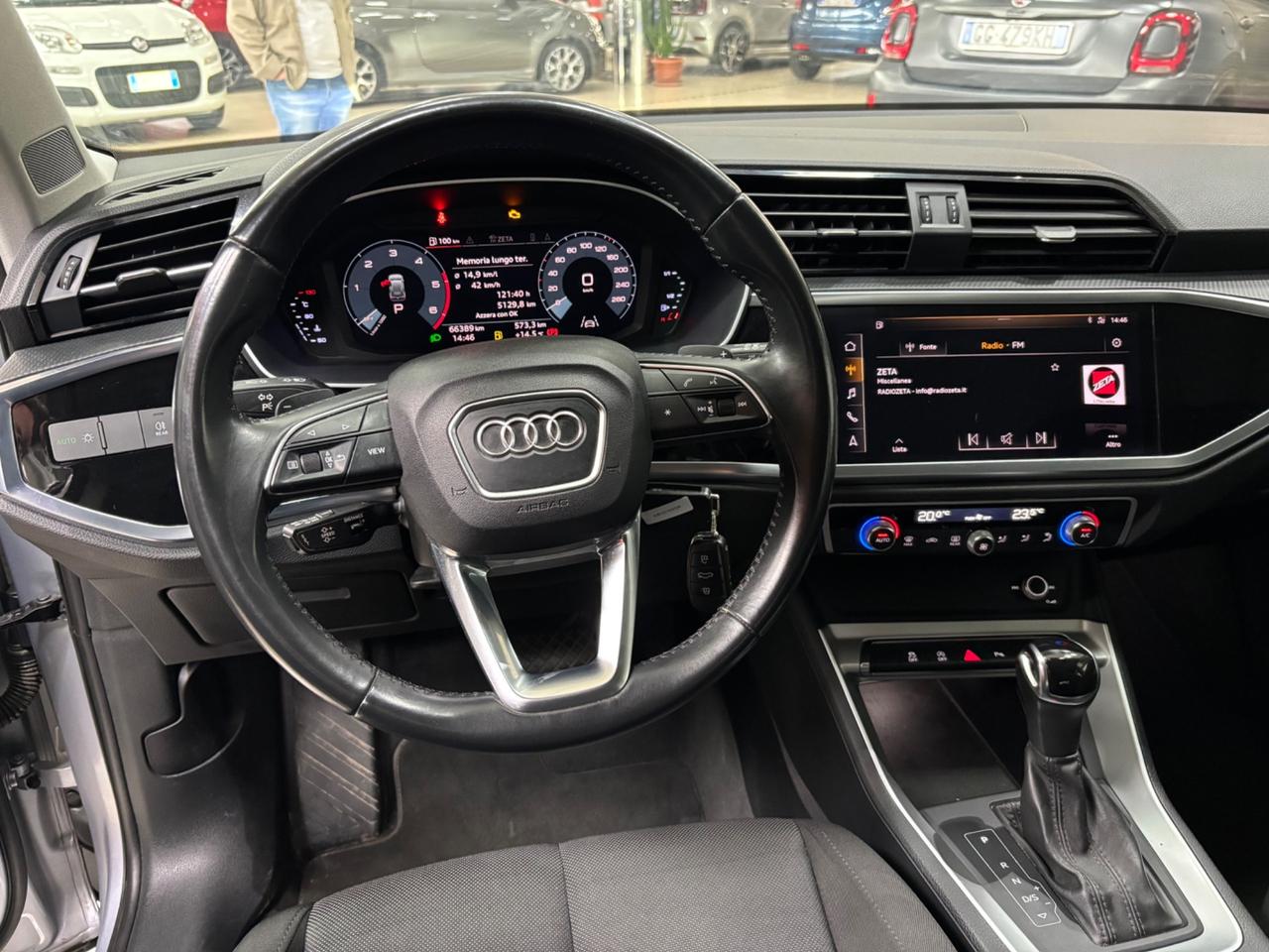Audi Q3 35 TDI S tronic Business