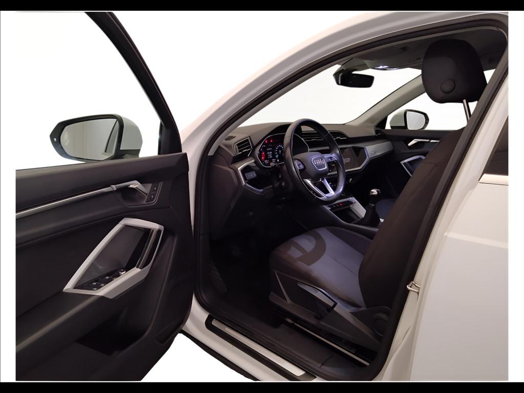 AUDI Q3 II 2018 - Q3 35 2.0 tdi Business Advanced