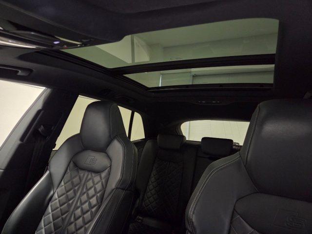 AUDI Q8 55 TFSI quattro Sline IVA ESPOSTA