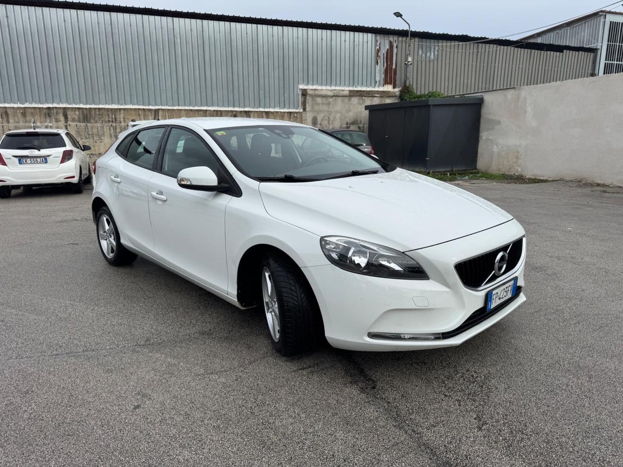 Volvo V40 D2 Business Plus