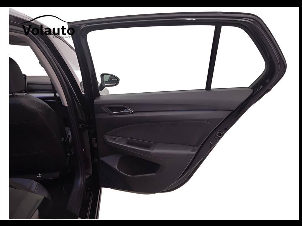 VOLKSWAGEN Golf VIII 2024 - Golf 2.0 tdi Style 150cv dsg