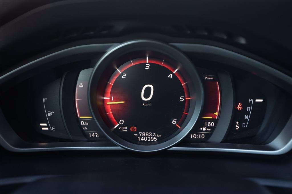 VOLVO V40 2.0 d2 Kinetic geartronic del 2016