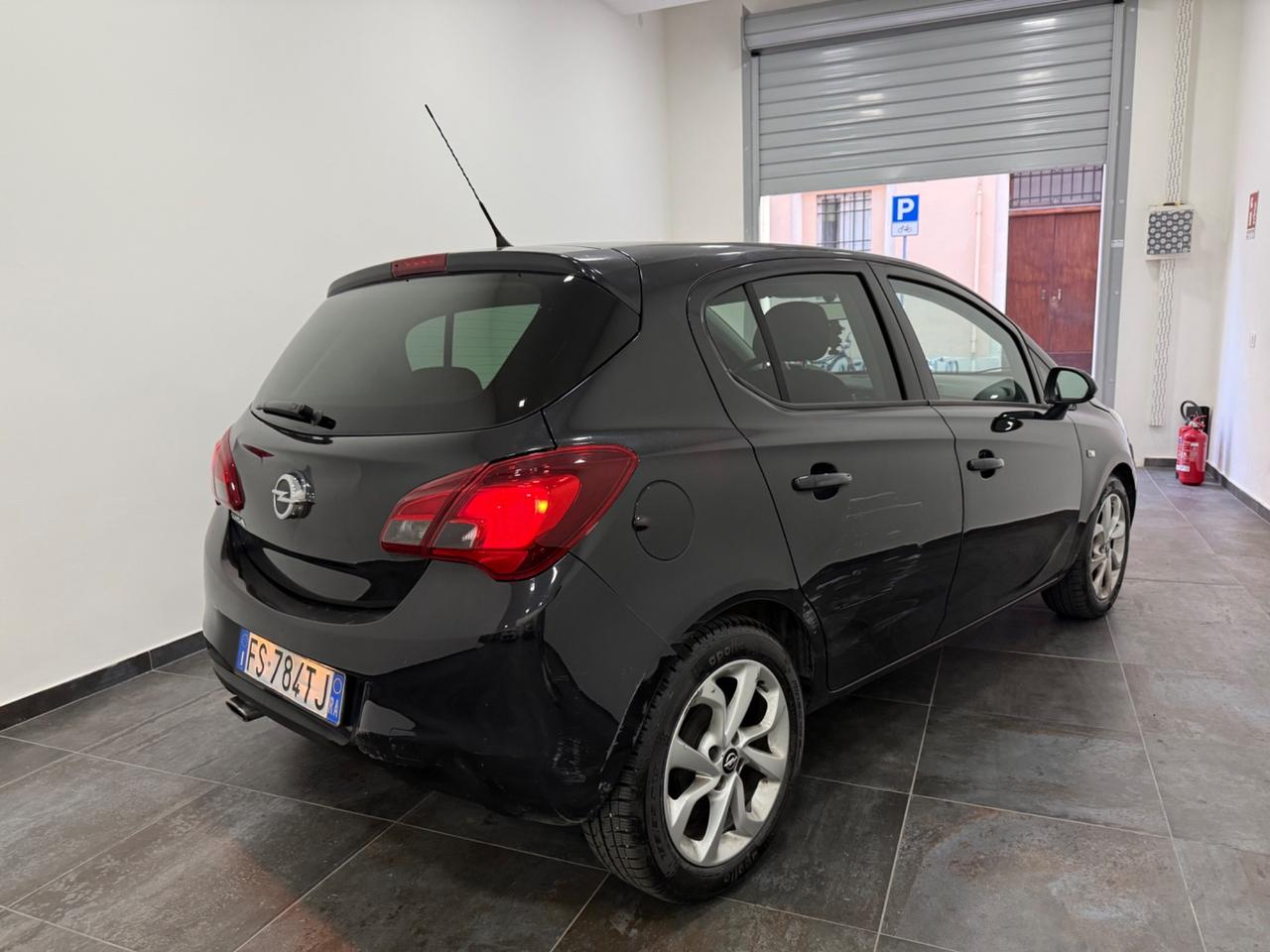 Opel Corsa 1.2 5 porte Edition PER COMMERCIANTI