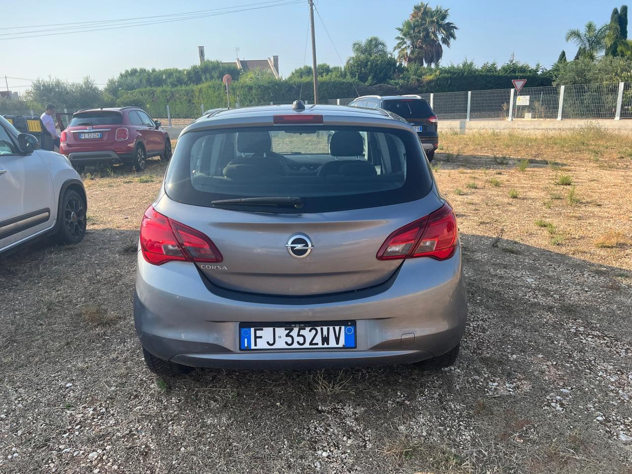 Opel Corsa 1.2 5 porte