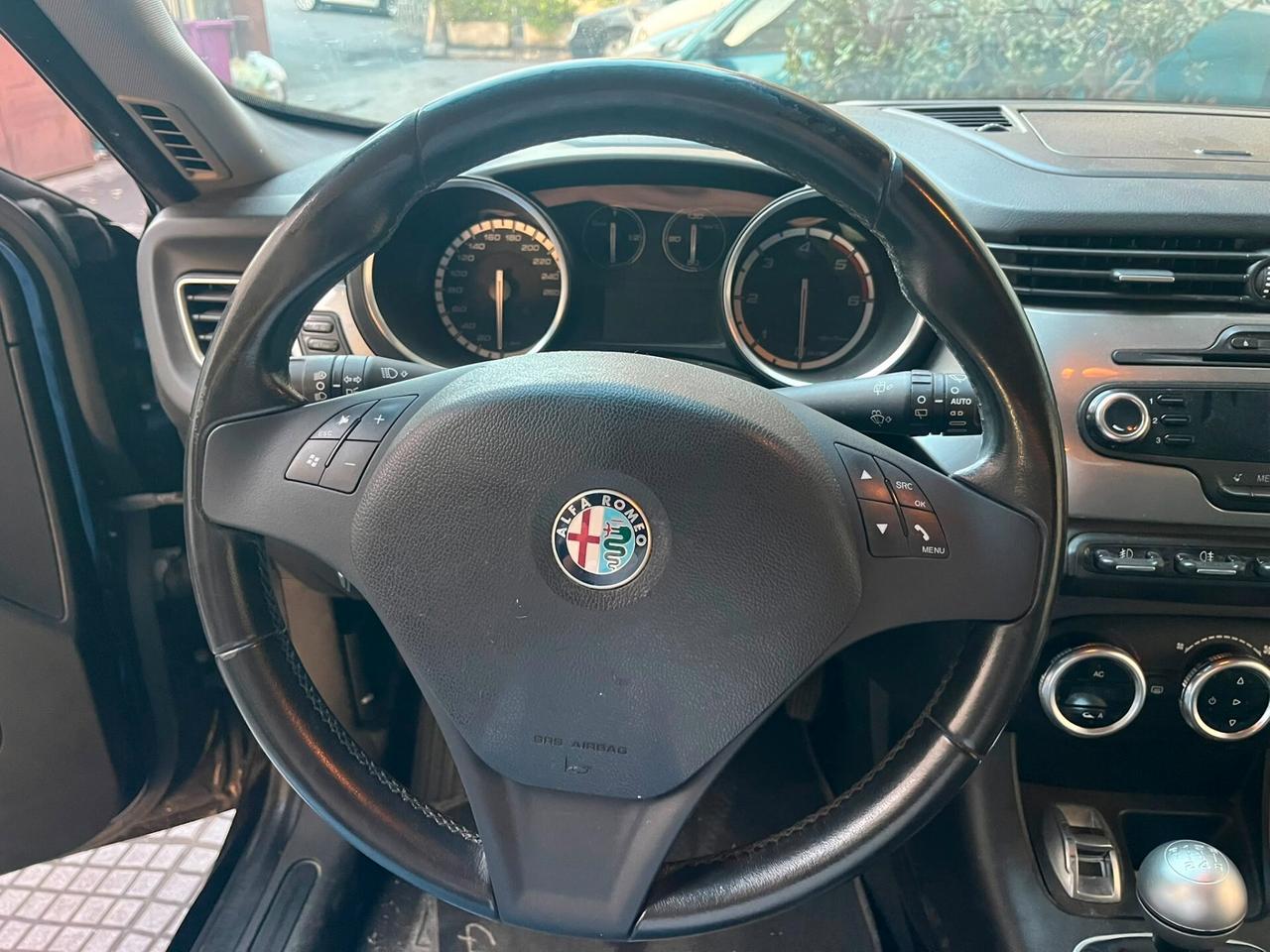 Alfa Romeo Giulietta 1.6 JTDm-2 105 CV Distinctive