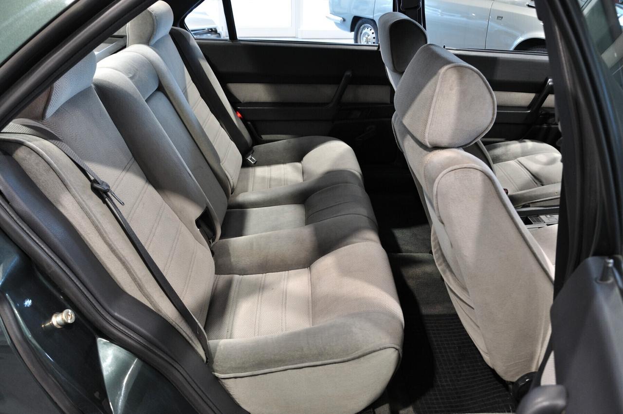 Alfa Romeo 164 2.0i Twin Spark ASI