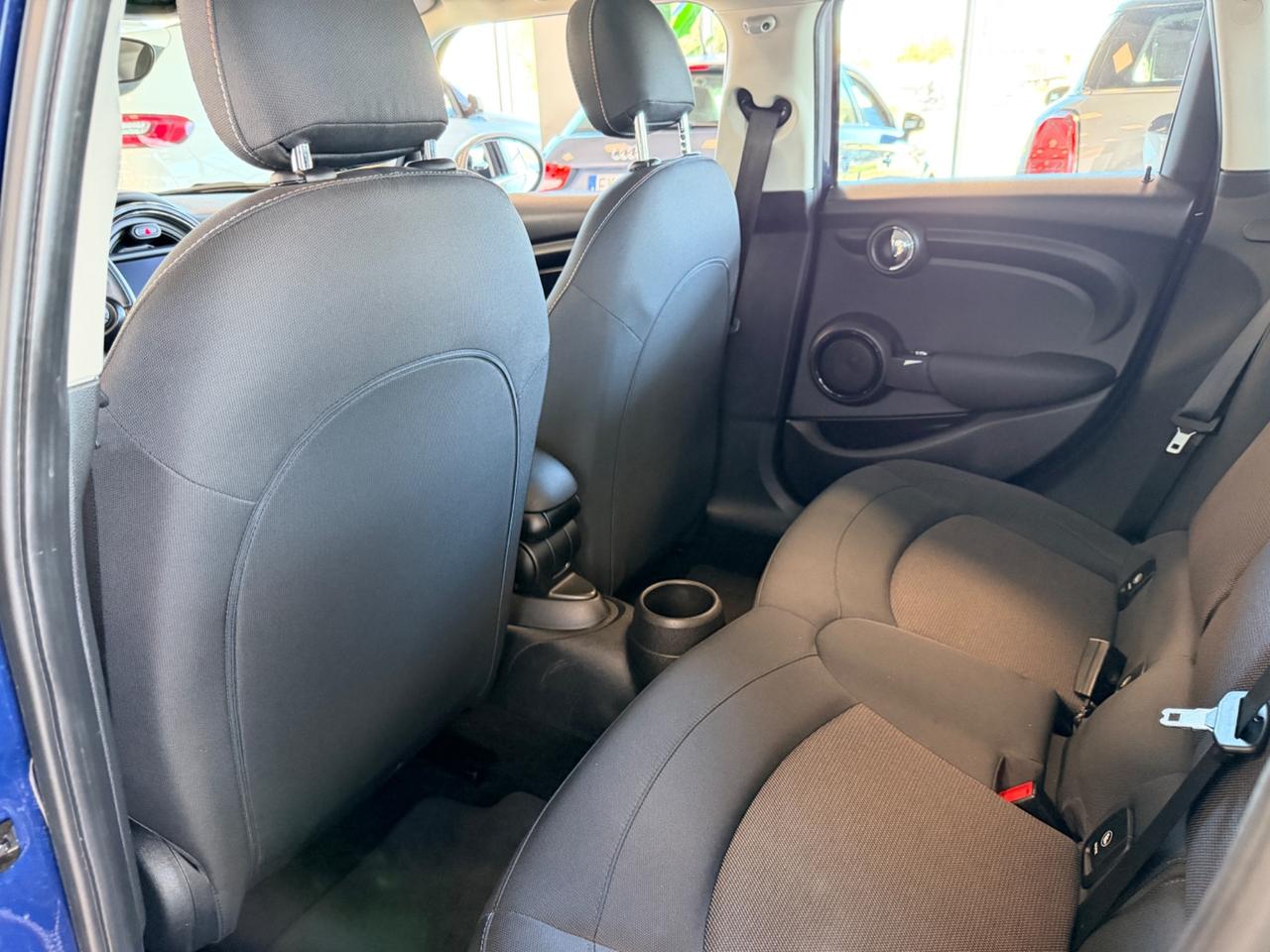 Mini 1.5 Cooper D Hype 5 porte JCW auto