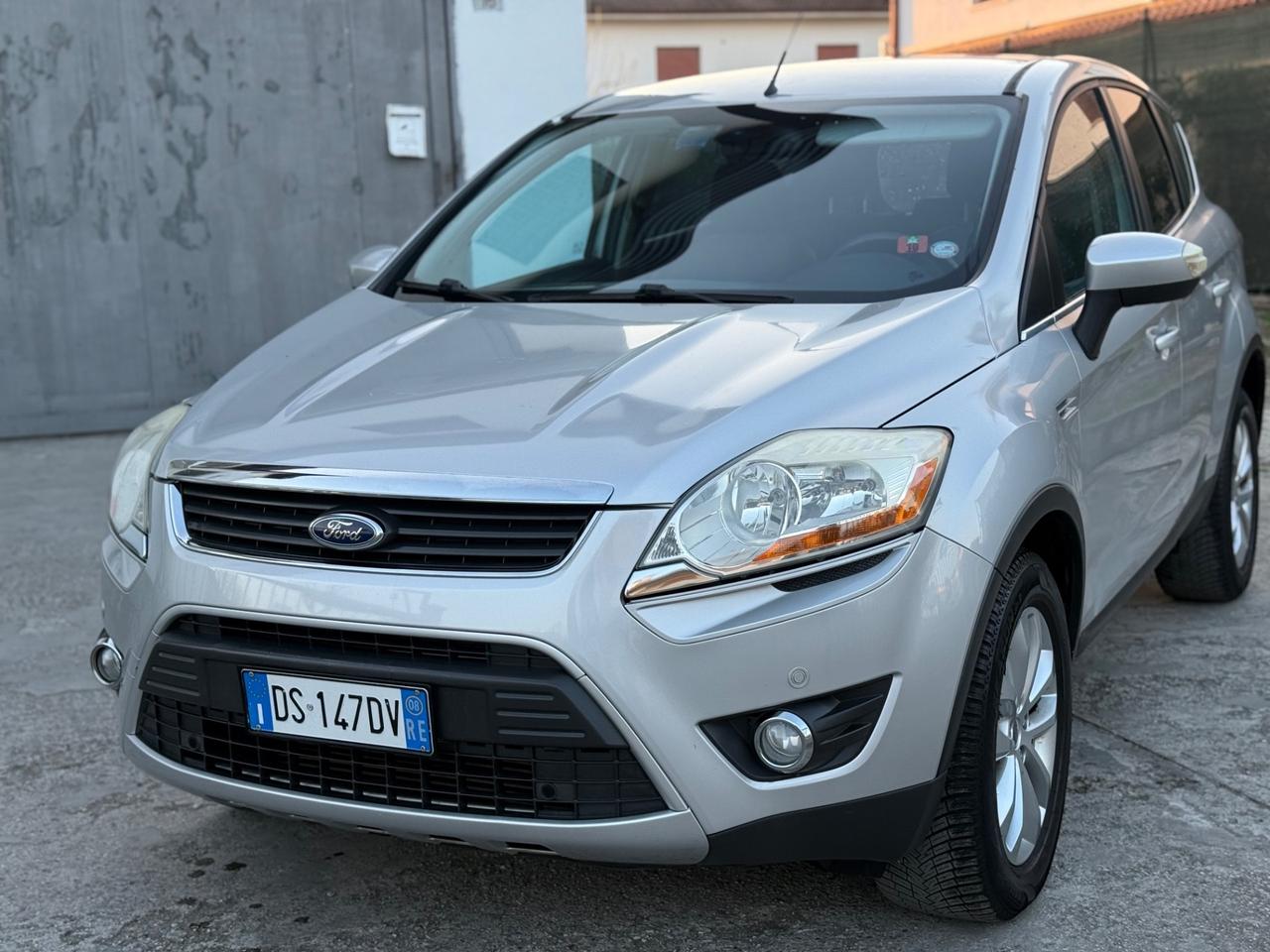 Ford Kuga 2.0 TDCi 4WD 4x4 Titanium SOLI 147 MILA KM
