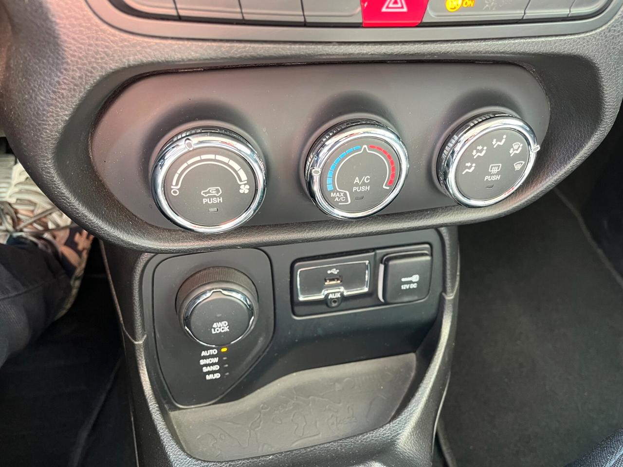 Jeep Renegade 2.0 Mjt 4WD Active Drive Sport