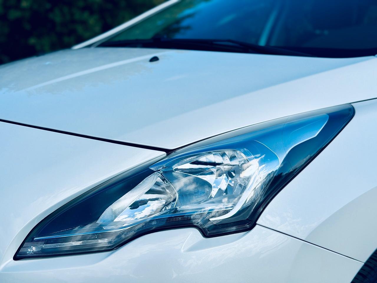 Peugeot 3008 1.6 HDi 115CV Business