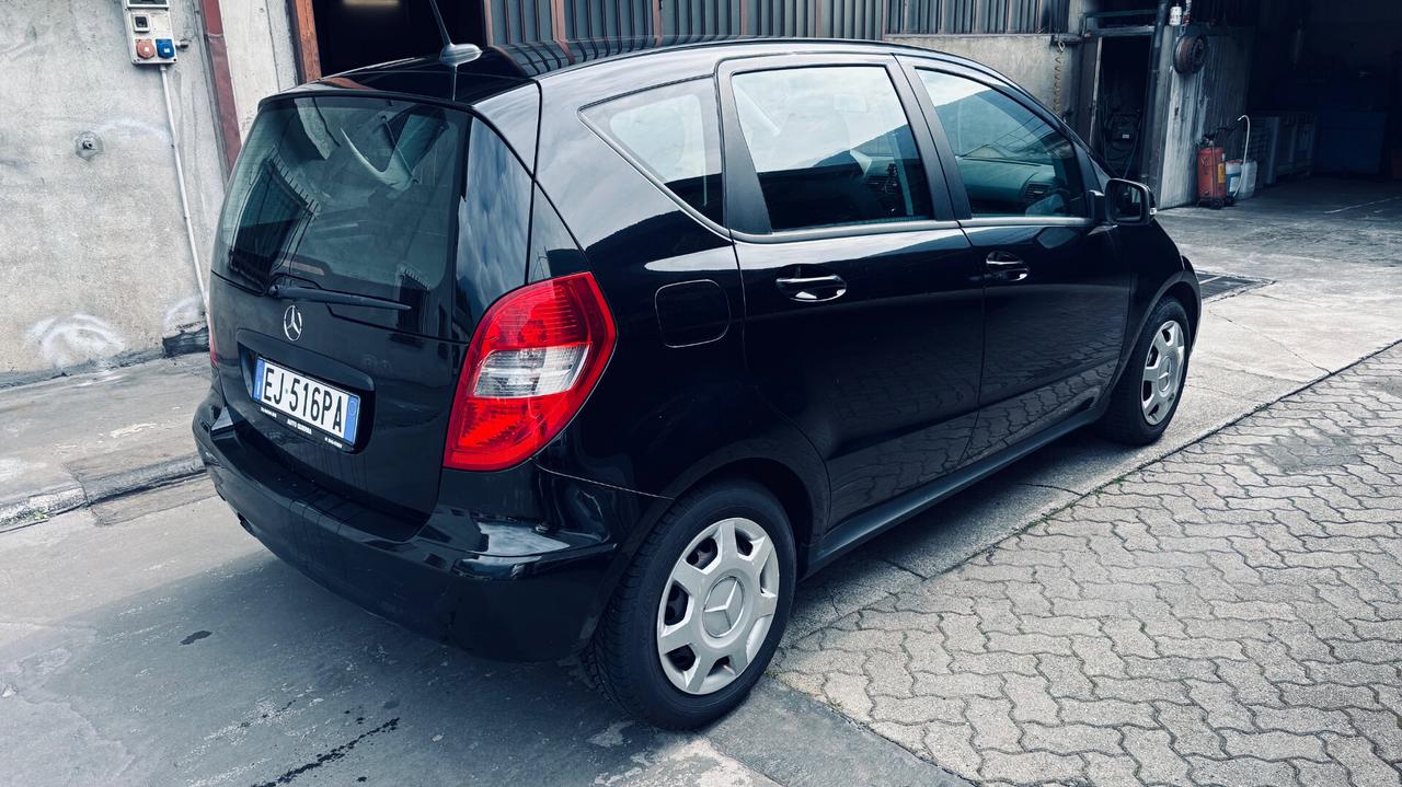 Mercedes-benz A 160 CDI AUTOMATIC Elegance