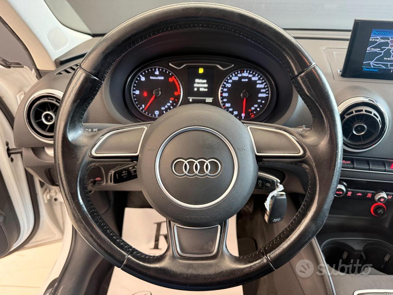 Audi A3 SPB 1.6 tdi Ambiente 105 cv okneopatentati