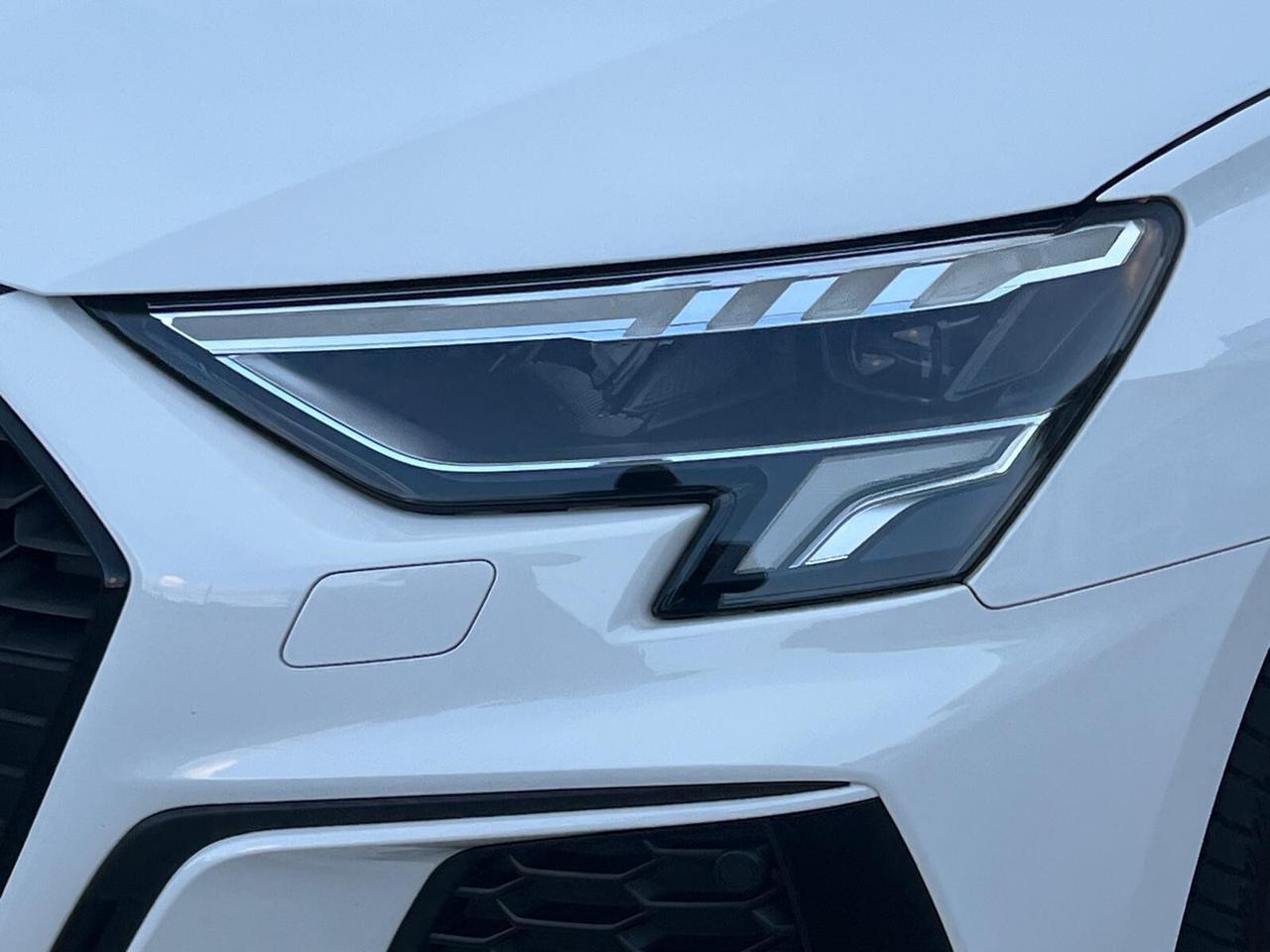 Audi A3 SPB 30 TDI S line edition