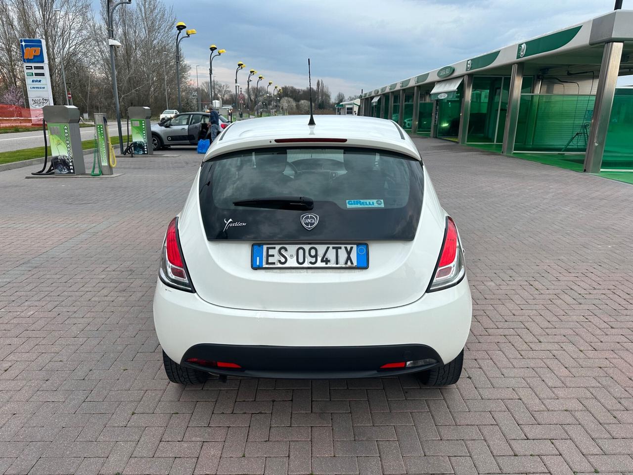 Lancia Ypsilon 1.2 GPL Ecochic Possibile Permuta e Finanziamento
