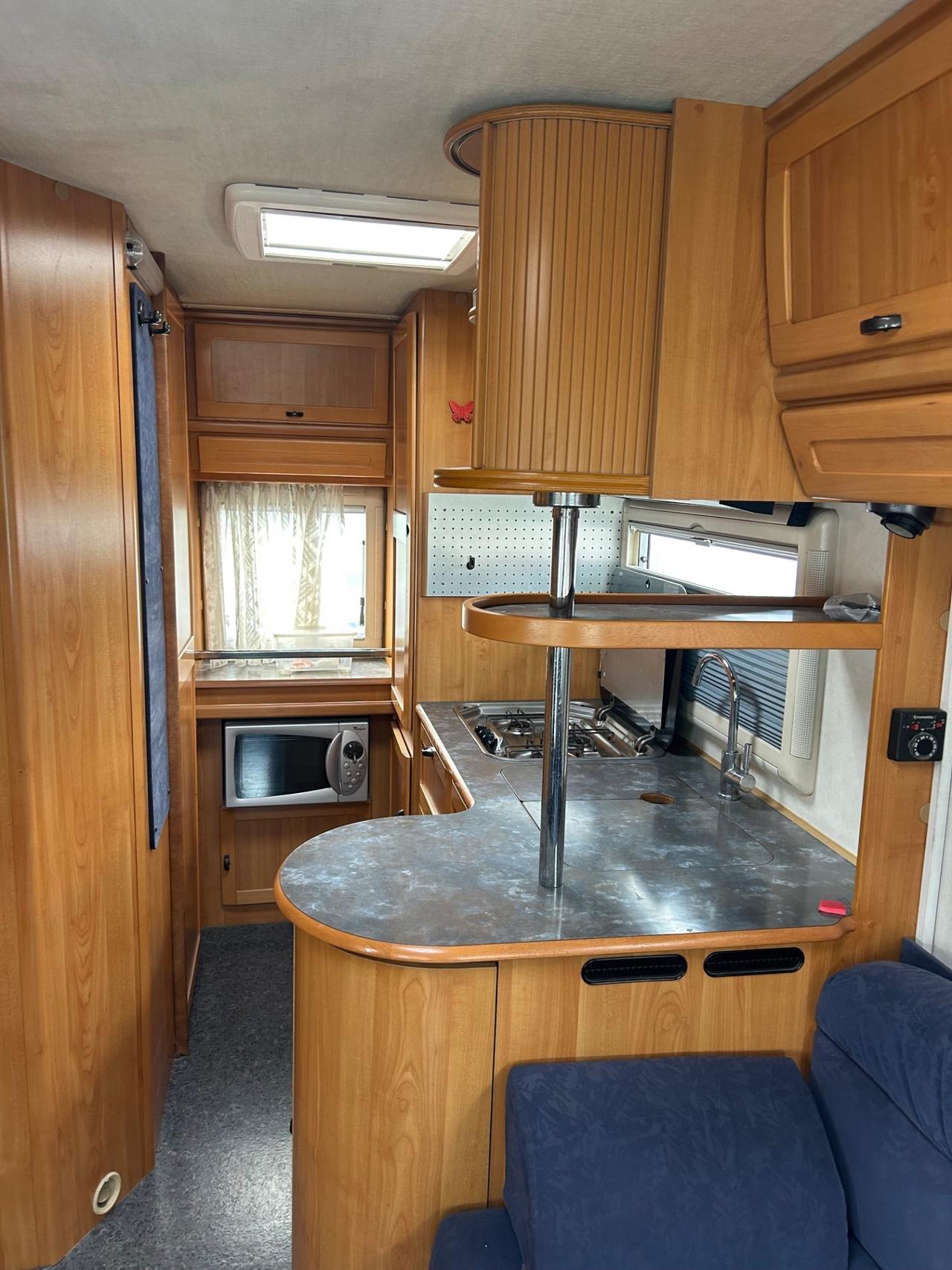 Motorhome hymer del 2000 in saldo 824