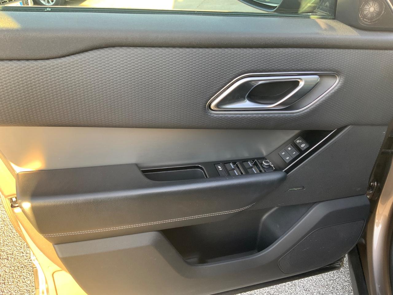 Land Rover Range Velar 2.0D I4 240 CV S TETTO. MOTORE NUOVO ZERO KM