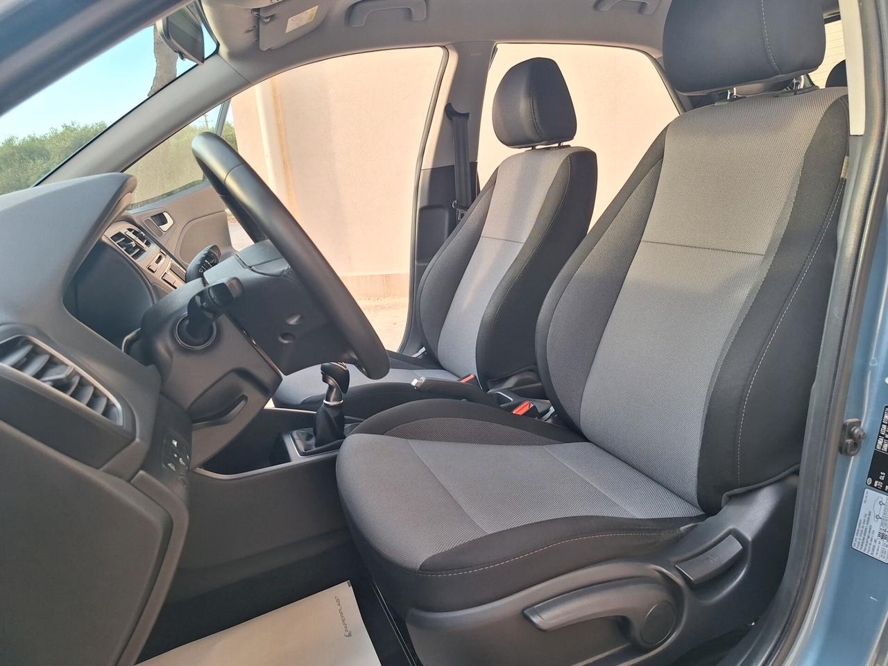Hyundai i20 1.4 CRDi 5p. ACTIVE CROSS 2016