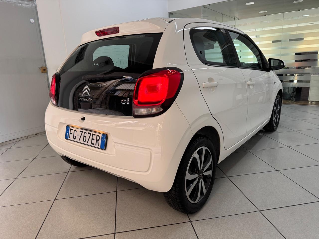 Citroen C1 1.0 Benzina 5 porte Shine 69CV