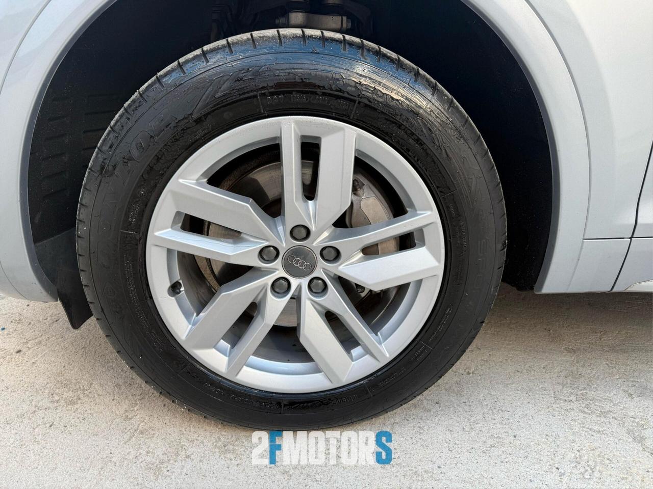 Audi Q5 2.0 TDI quattro S tronic Business Sport