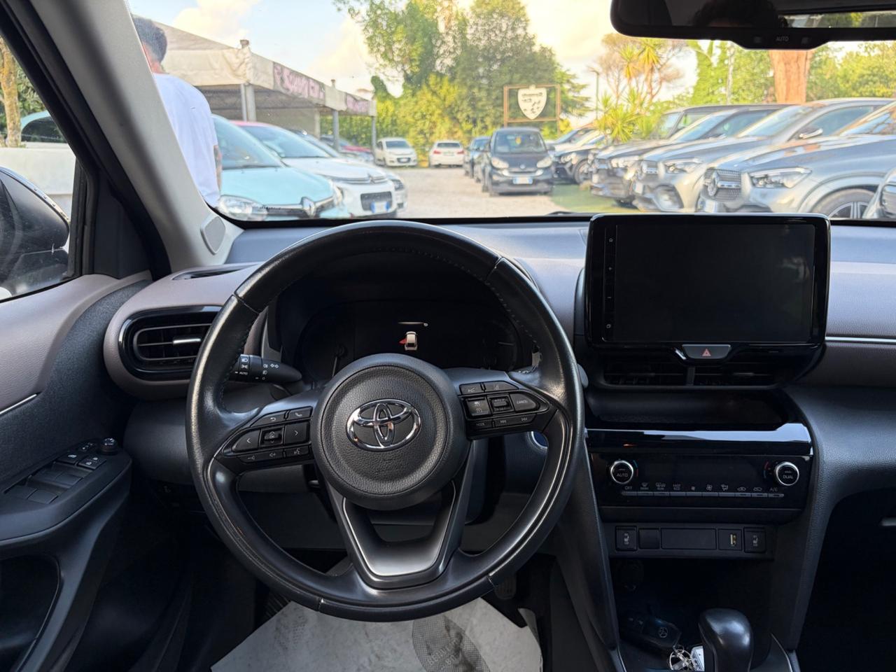 Toyota Yaris Cross 1.5 HYBRID 5P E-CVT PREMIERE (85 KW)