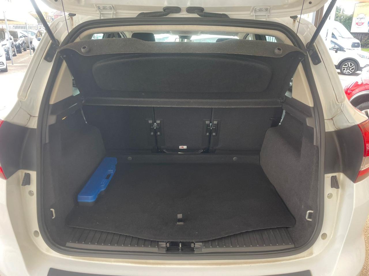 Ford C-Max 1.6 120CV GPL Titanium