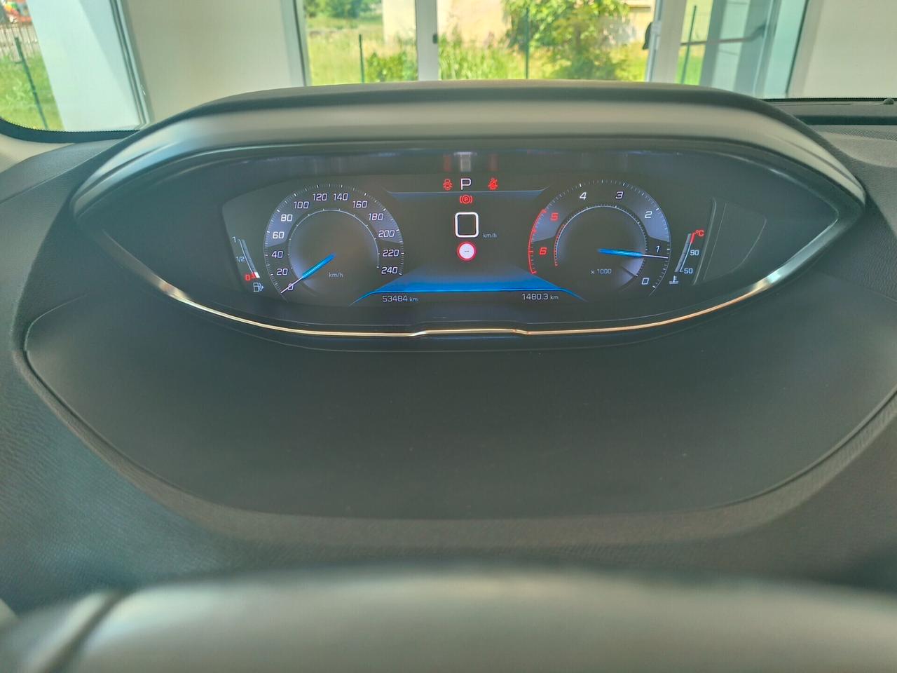 Peugeot 3008 BlueHDi 130 S&S EAT8 Business