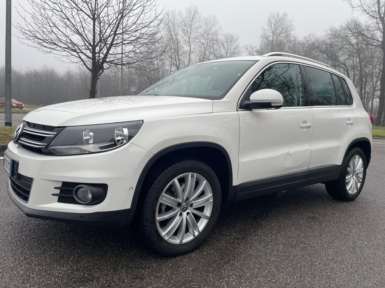Volkswagen Tiguan 2.0 TDI 140CV 4MOTION*Automatik*Pelle*Tetto*