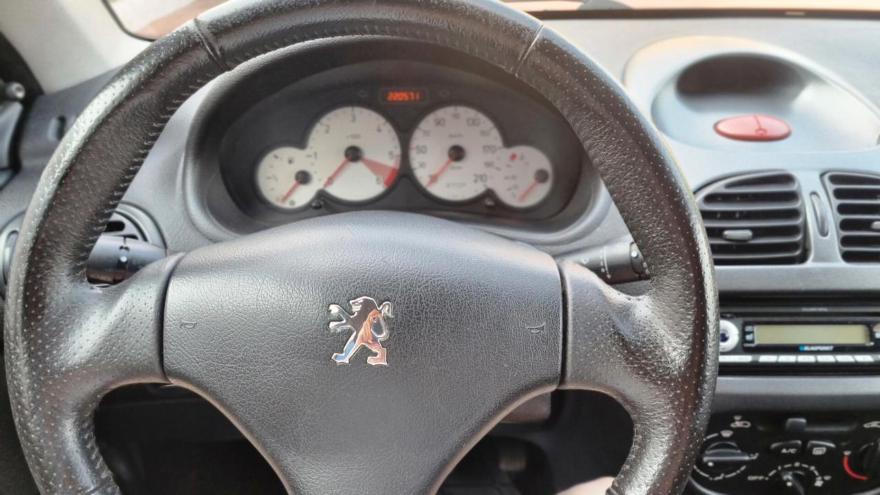 Peugeot 206 1.4 HDi SW DISTRIBUZIONE+GOMME+PASTIGLIE NUOVE