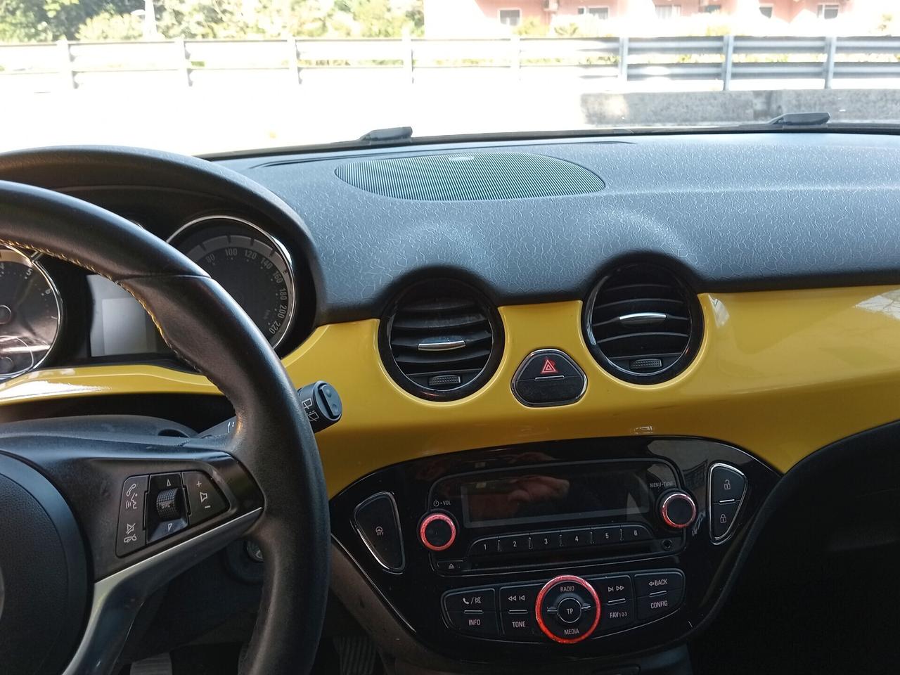 Opel Adam 1.2 70 CV Jam