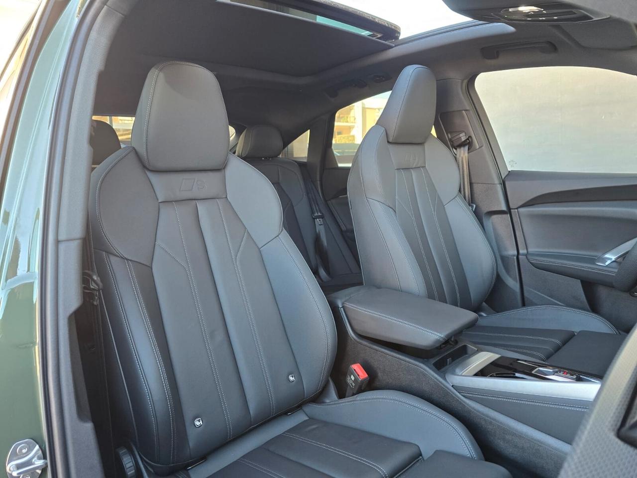 Audi Q5 40 2.0 tdi mhev 12V Identity Black quattro s-troni