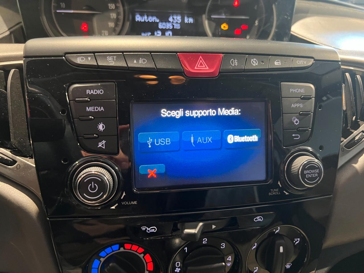 Lancia Ypsilon 1.3 MJT 95 CV 5 porte S&S Gold