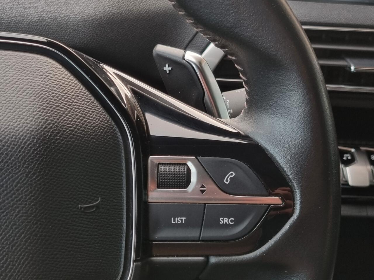 Peugeot 3008 BlueHDi 130 S&S EAT8 Active Pack