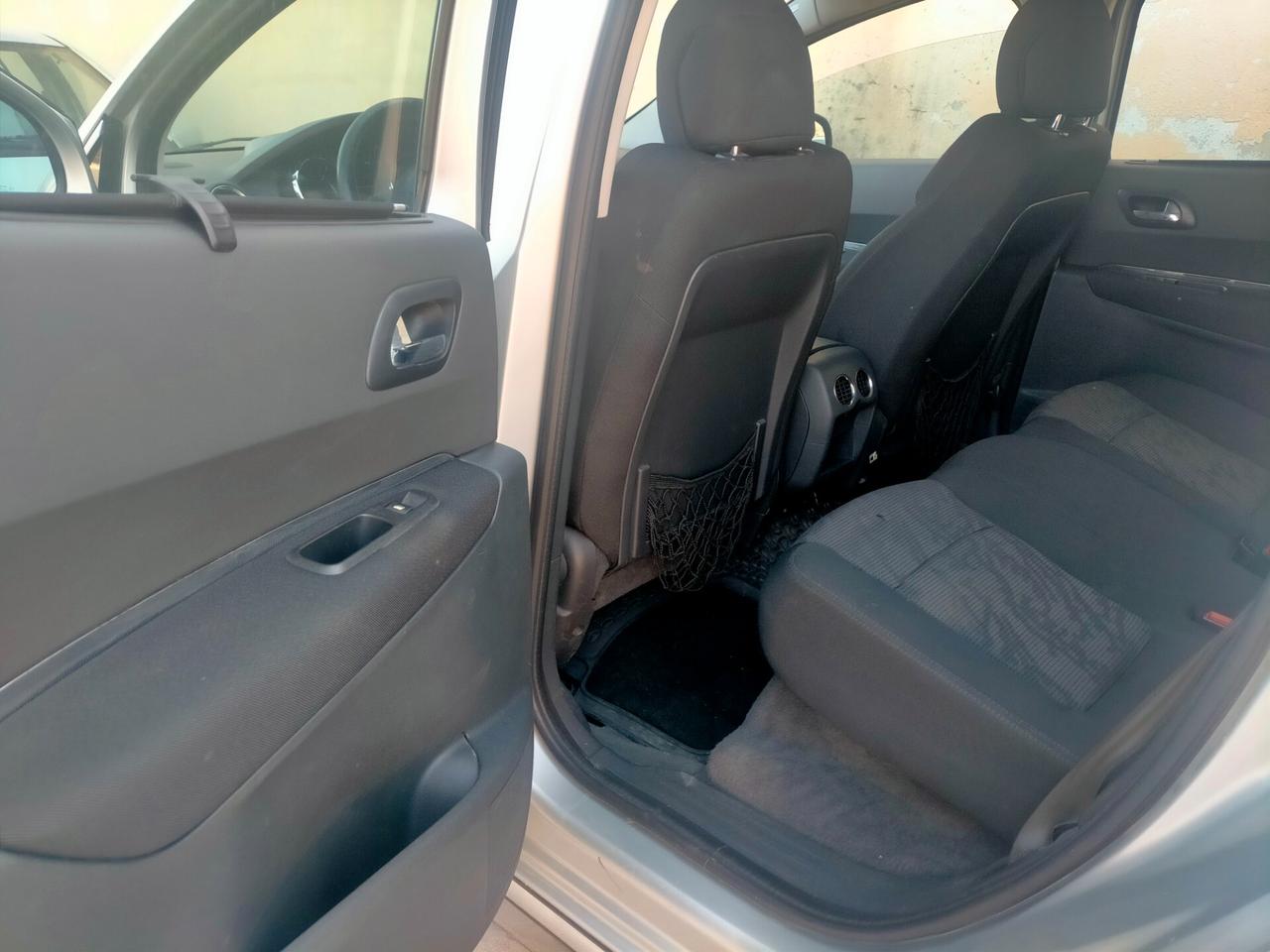 Peugeot 3008 1.6 HDi 110CV Premium