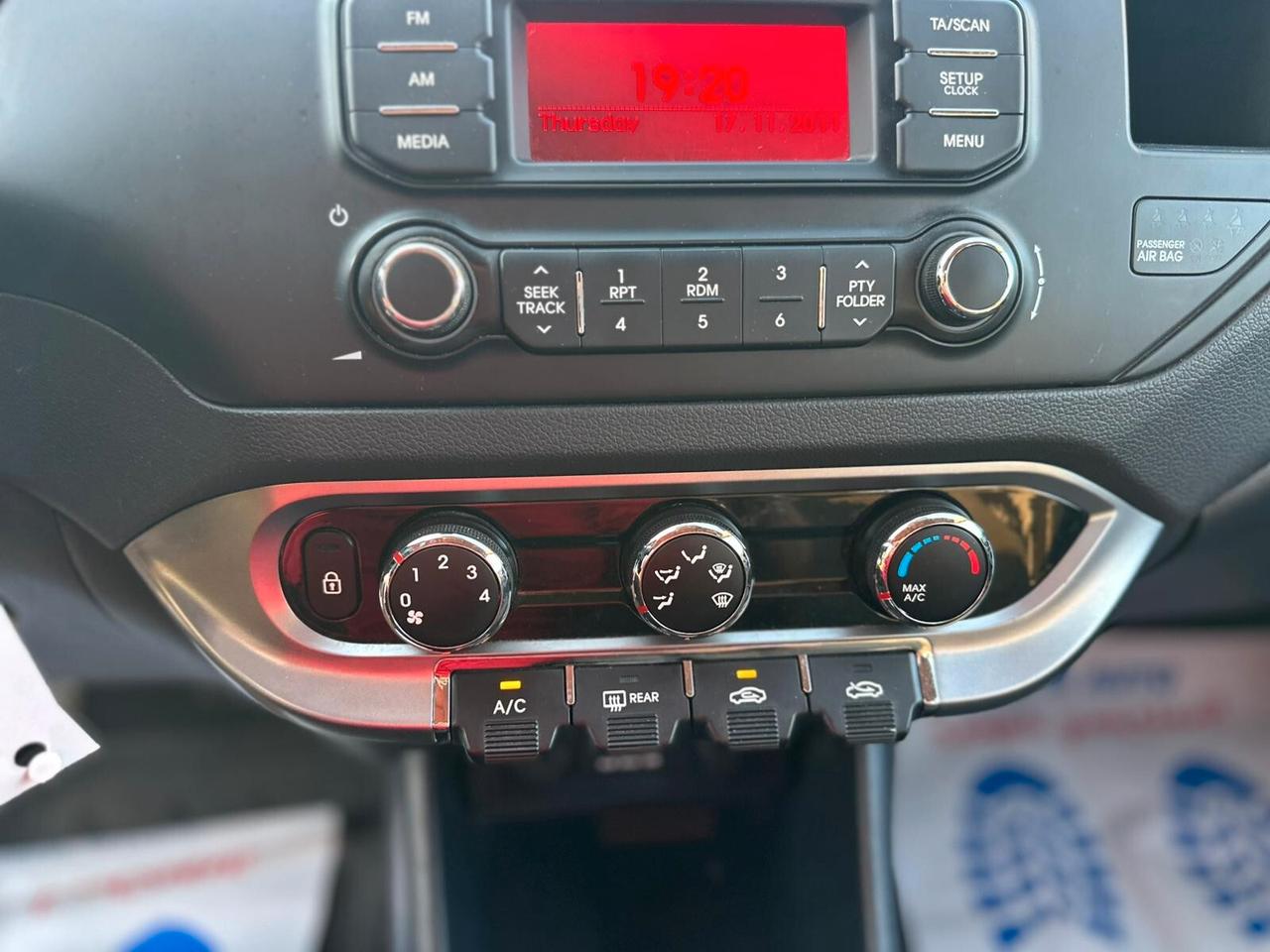 Kia Rio 1.1 CRDi WGT 5p ACTIVE OK PER NEOPATENTATI