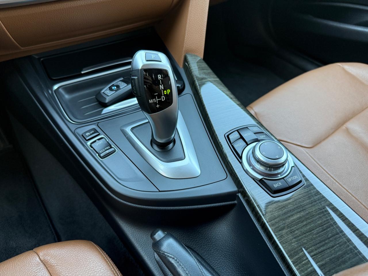 Bmw 318 318d Touring Luxury
