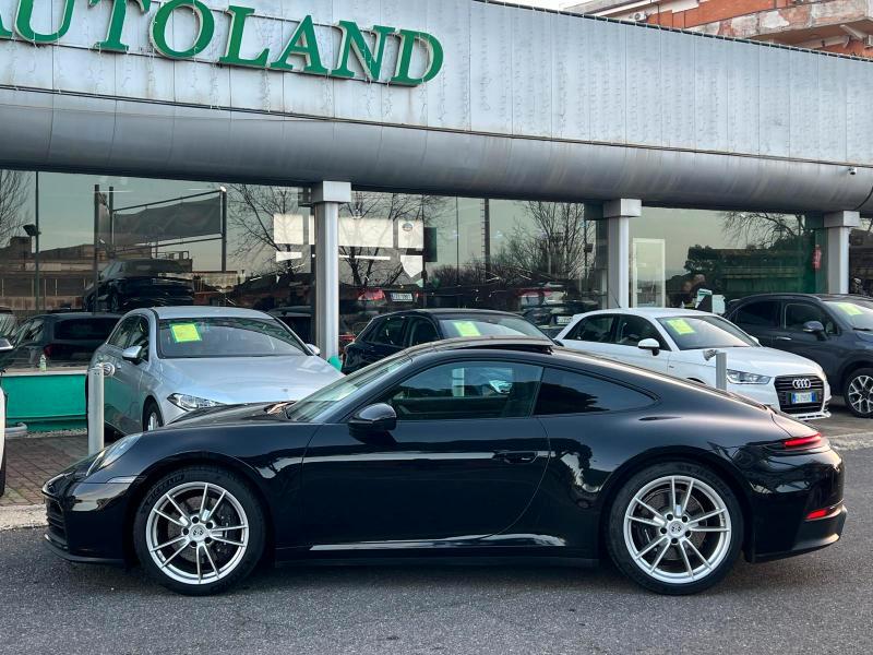 Porsche 992 3.0 Carrera auto